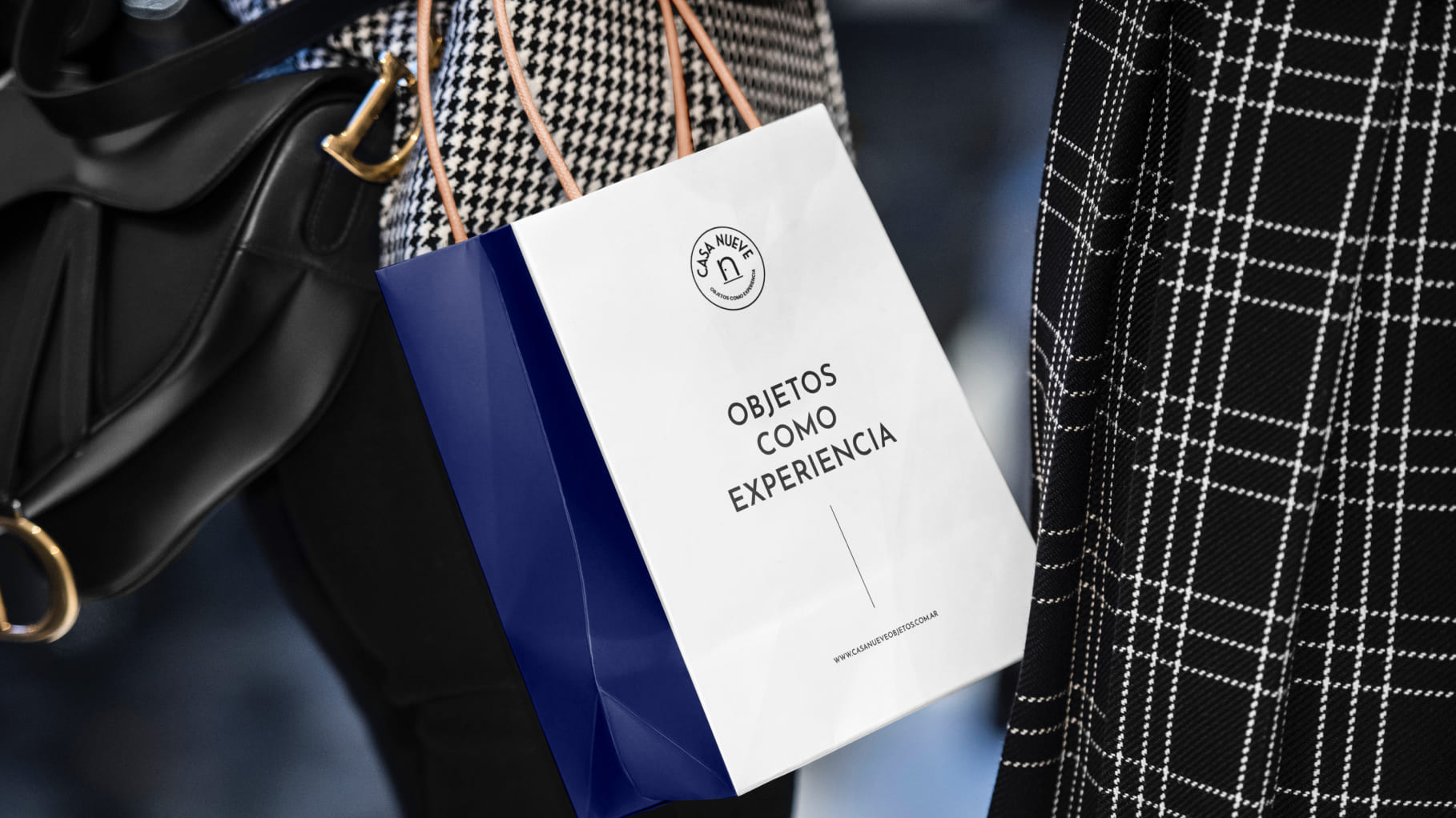 Bolsa con branding de Casa Nueve