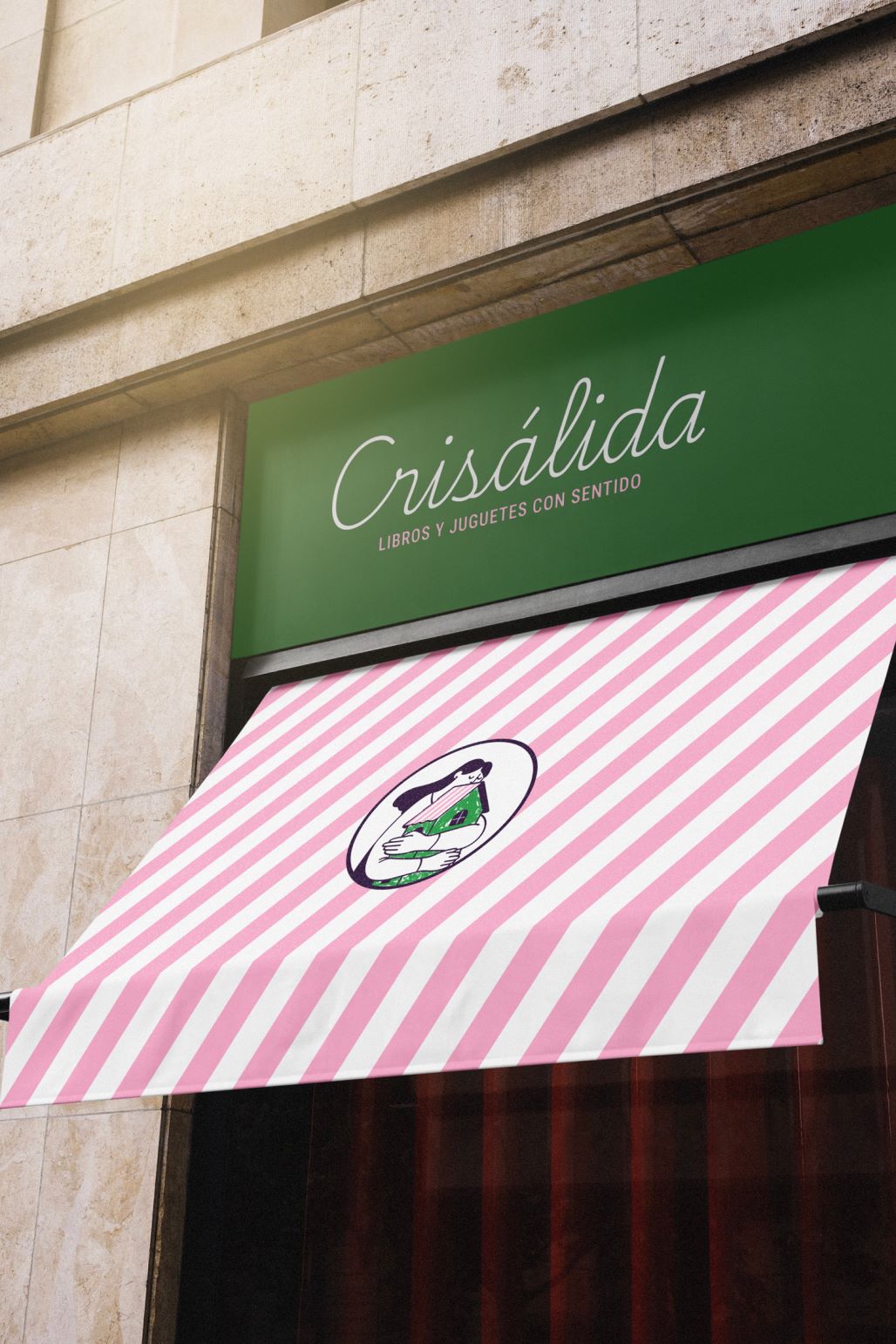 Aplicación de la identidad de Crisálida en fachada comercial